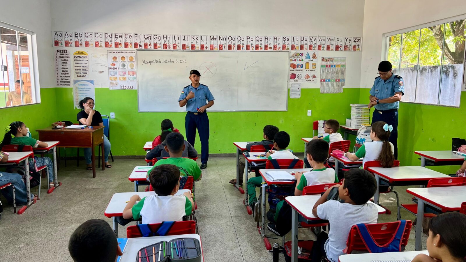 Projeto Ronda Escolar da Guarda Municipal leva cidadania e prevenção à violência para alunos da Zona Norte