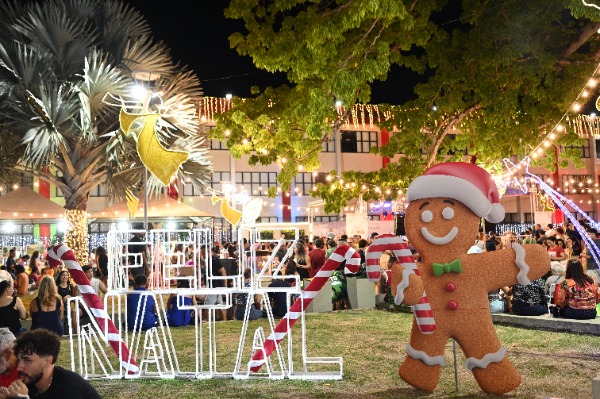 Luau na Samaúma Especial de Natal encanta o público e transforma a praça em vitrine cultural, espaço de convivência e celebração